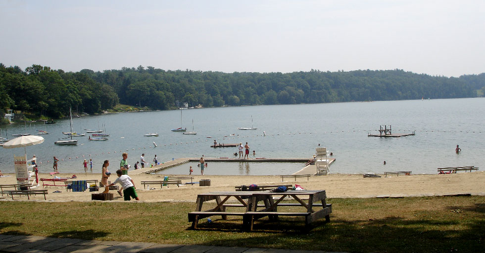 A view of the grove beach on a sunny day